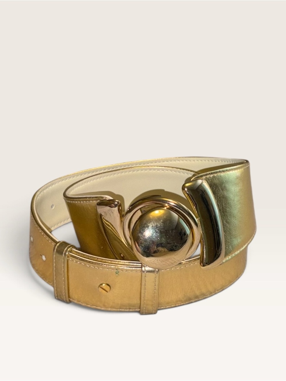 Vintage Gold Metallic Wide Statement Belt Round Buckle Made in Taiwan Art 9369